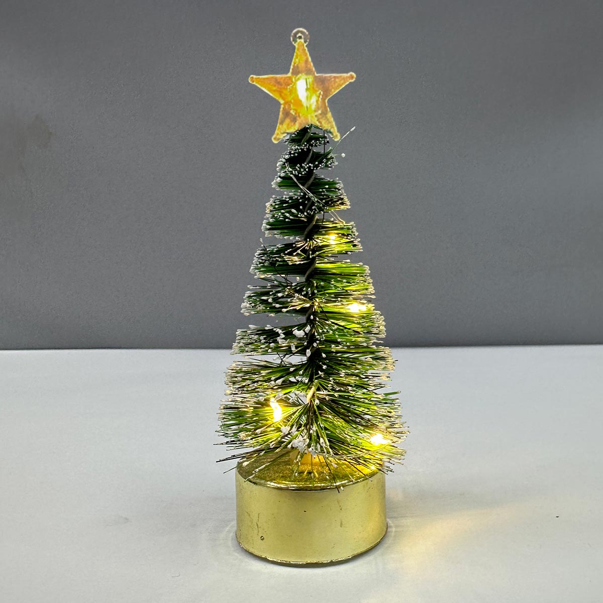 Mini Árbol de Navidad con Luces LED - Compacto y Elegante